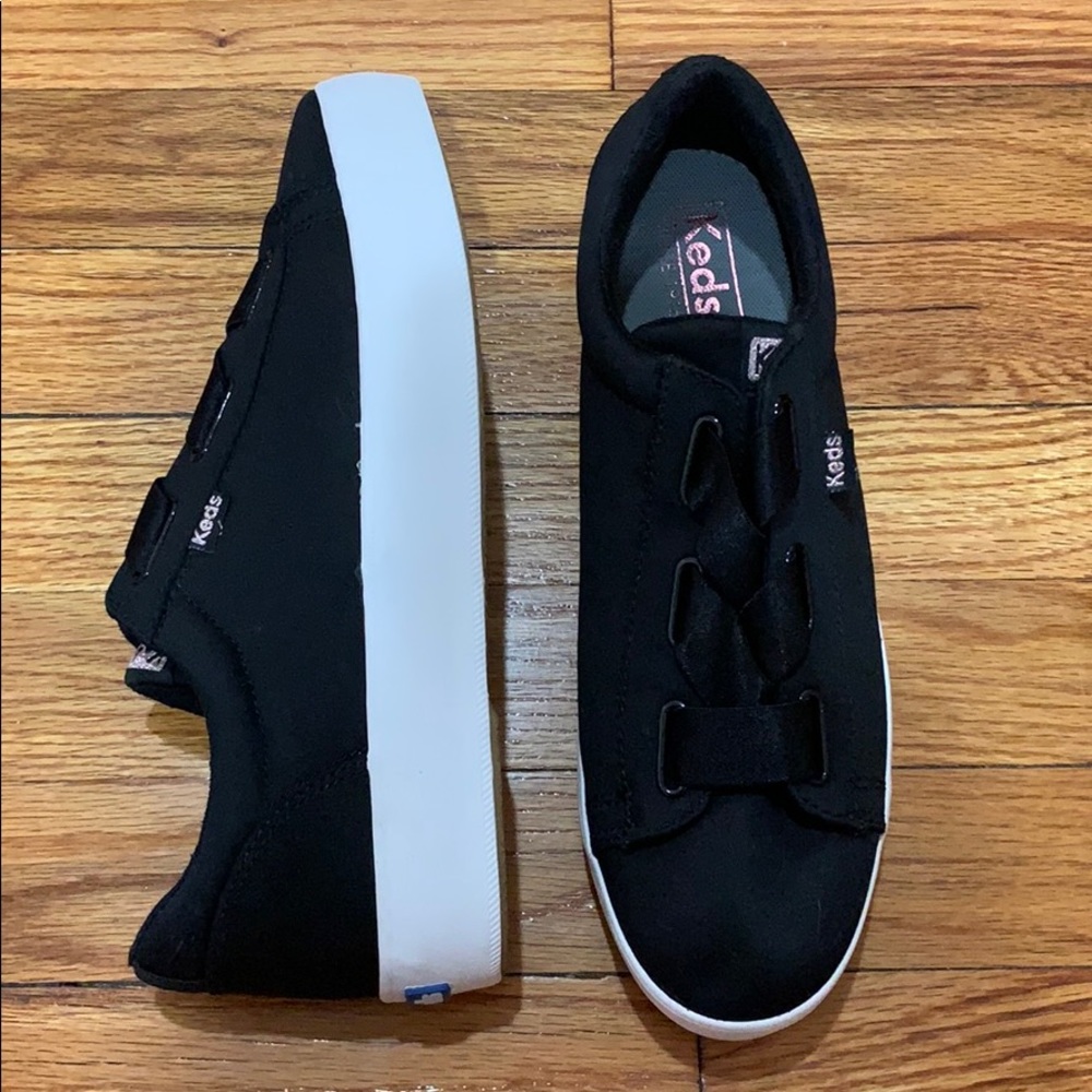 *NWT* Keds Slip-on Shoes
